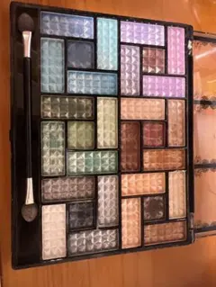 Dolly Angel 30 Colors Eyeshadow Palette