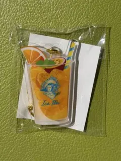 売り切りセール‼️New Days 限定 午後の紅茶 アクリルキーホルダー