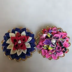 ハンドメイド　つまみ細工ブローチ2個セット