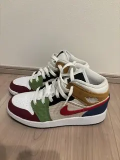 【超美品】NIKE AIR JORDAN 1 MID SE 23.5cm