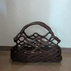 曽田耕　レザー メッシュ　かごバッグ かごのようなレザーバッグ。曽田耕さんの「ラスカバン