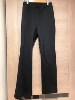 【美品】UNITED ARROWSユナイテッドアローズ　スキニー　レギンスパンツ