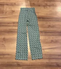 ZARA ストレートパンツ　ニットパンツ　幾何学模様　グリーン