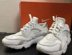 NIKE エアハラチ ホワイト 26.5cm DD-1068-102