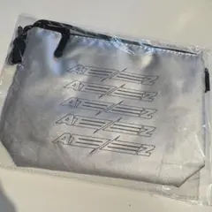 ATEEZ FC継続特典シルバーポーチ