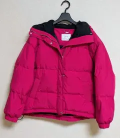 ピンク ダウンジャケット