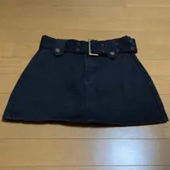 黒 ベルト付き ミニスカート　中にズボン付き　ジーンズ素材