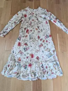 ピンクハウス(未使用品タグ付き)長袖アリス柄ミディワンピース 2025年