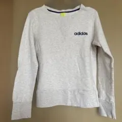 GWセール！今だけ値下げ！adidas ライトグレー トレーナー 長袖