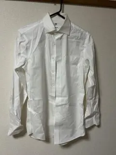 ノンアイロンシャツ ユニクロ