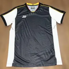 YONEX 中国代表ウェア 上下セット ウェアLサイズ ハーフパンツOサイズ