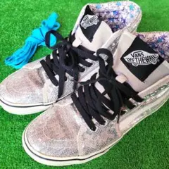 Item thumbnail for item 5050ef6f-9fc7-472a-aa12-c2fec8a1e331