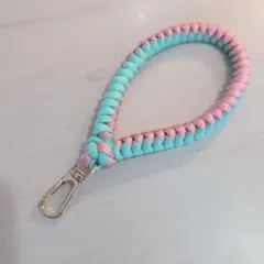 パラコード　ハンドストラップ　スマホストラップ　D2