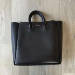 ヤングアンドオルセン トートバッグ
