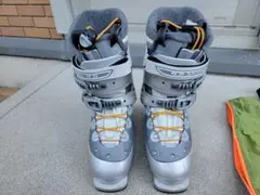 2025年最新】SALOMON ブーツ(女性用)の人気アイテム - メルカリ