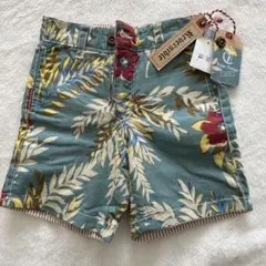 新品未使用　男の子用ショートパンツ　アロハ柄。リバーシブル⭐️
