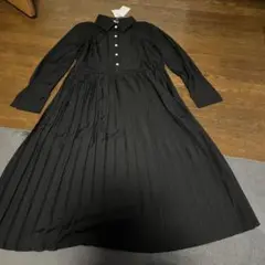 プリーツ切り替えワンピ　ブラック　フリーサイズ