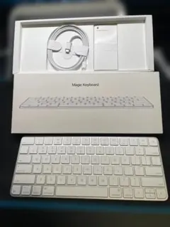 USB-C A3118 Magic Keyboard Touch ID - メルカリ