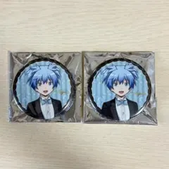 暗殺教室 潮田渚 缶バッジ 2個セット - メルカリ