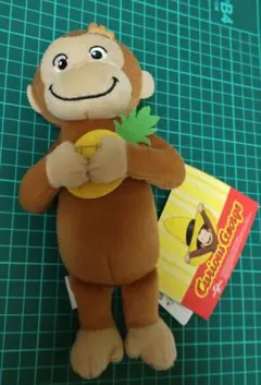 【新品・未使用】おさるのジョージ　ぬいぐるみ フルーツもぐもぐ パイナップル