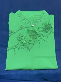 刺繍ビーズ入りグリーン長袖ニット