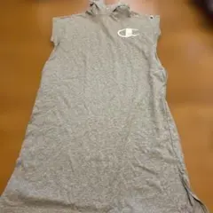 Champion フード付き ノースリーブ ワンピース グレー