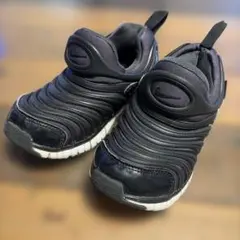 Nike ブラック スニーカー スリッポン　18cm