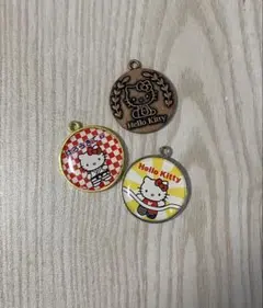 サンリオ　ハローキティ　キーホルダー　３点セット
