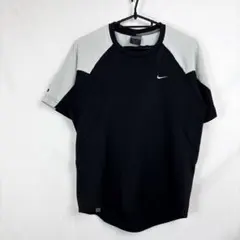 Nike DRI-FIT ショートスリーブTシャツ 黒/グレー