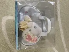 ハローキティ ぬいぐるみ付きポーチ