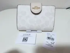 【新品・正規品】コーチ 2つ折り財布