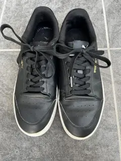 PUMAスニーカーブラック