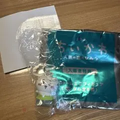 ちいかわ 人魚の鱗 入場特典 チャームミニフィギュアのサムネイル