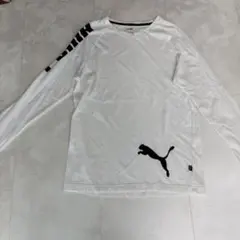 【美品】PUMA ホワイト 長袖カットソーのサムネイル