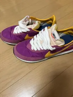 Nike スニーカー 紫/黄色