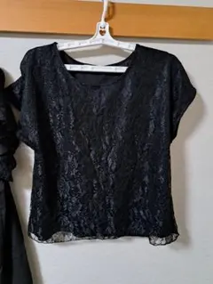 レース 黒 Vネック トップス