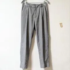 インデックス　テーパードパンツ