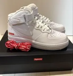 Supreme × Nike Air Force1 Mid white