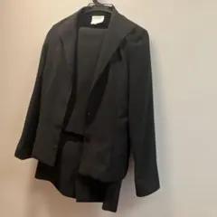 黒いストライプビジネススーツ上下 3点セット