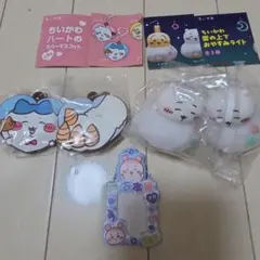 ちいかわ　おやすみライト　ハートのラバーマスコット　トレーディングフォトホルダー