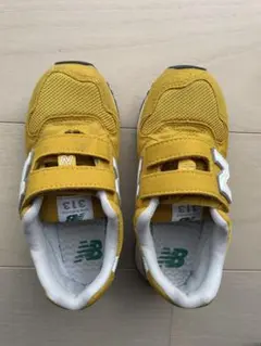 New Balance 313 イエローベルクロスニーカー