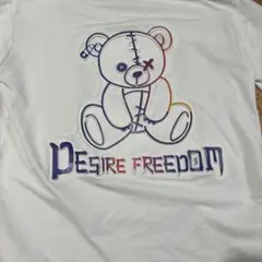 DESIRE FREEDOM テディベア プリントTシャツ