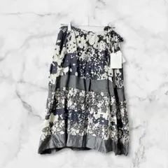 【新品】花柄フレアスカート (M ) 日本製のサムネイル