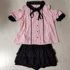 地雷系　大きいサイズ　フリル付きオフショルダー ピンクカラー アップセット