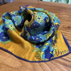 Vera ヴィンテージ花柄スカーフのサムネイル
