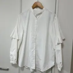 GU ラッフルスリーブブラウス　オフホワイト　レディースM