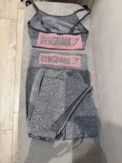 Gymshark ジムシャーク スポーツブラSレギンスXSセット - メルカリ
