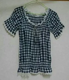 ハニーズ ギンガムチェックトップス