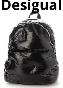 【極美品】Desigual デシグアル　リュック バックパック　希少デザインのサムネイル