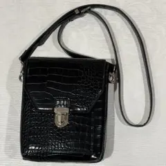フラップスクエアボックスショルダーバッグ tk.タケオキクチ クロコ柄 ブラック